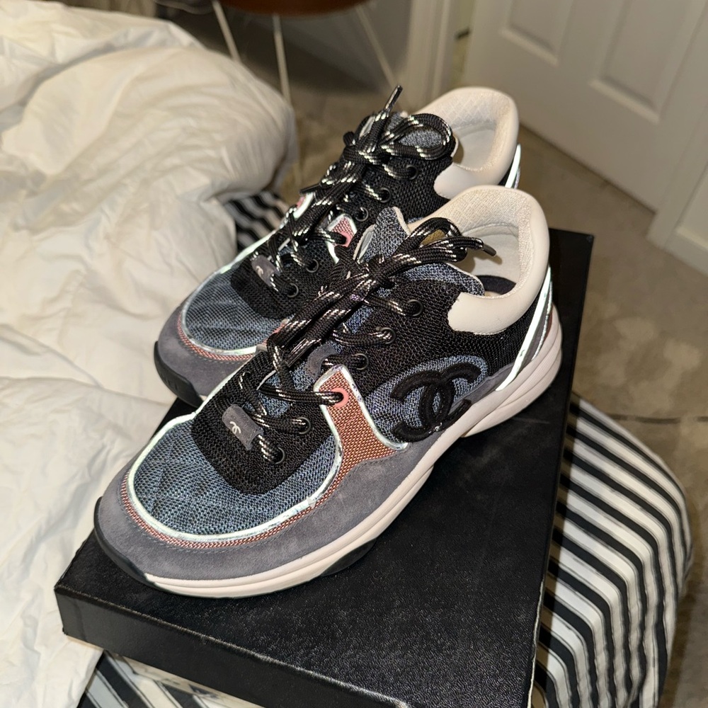 CHANEL Cream and Black Sneakers